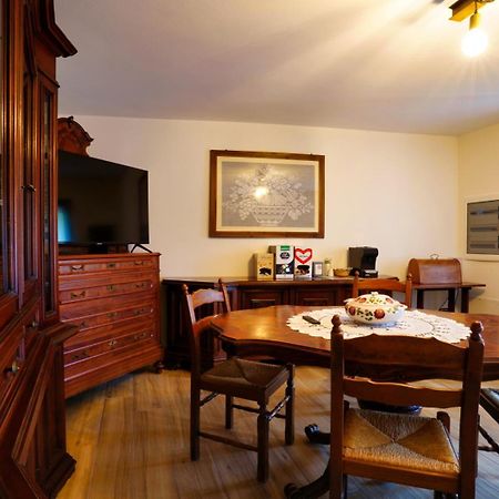 Ca Mandarein Bed and Breakfast Quattro Castella Esterno foto
