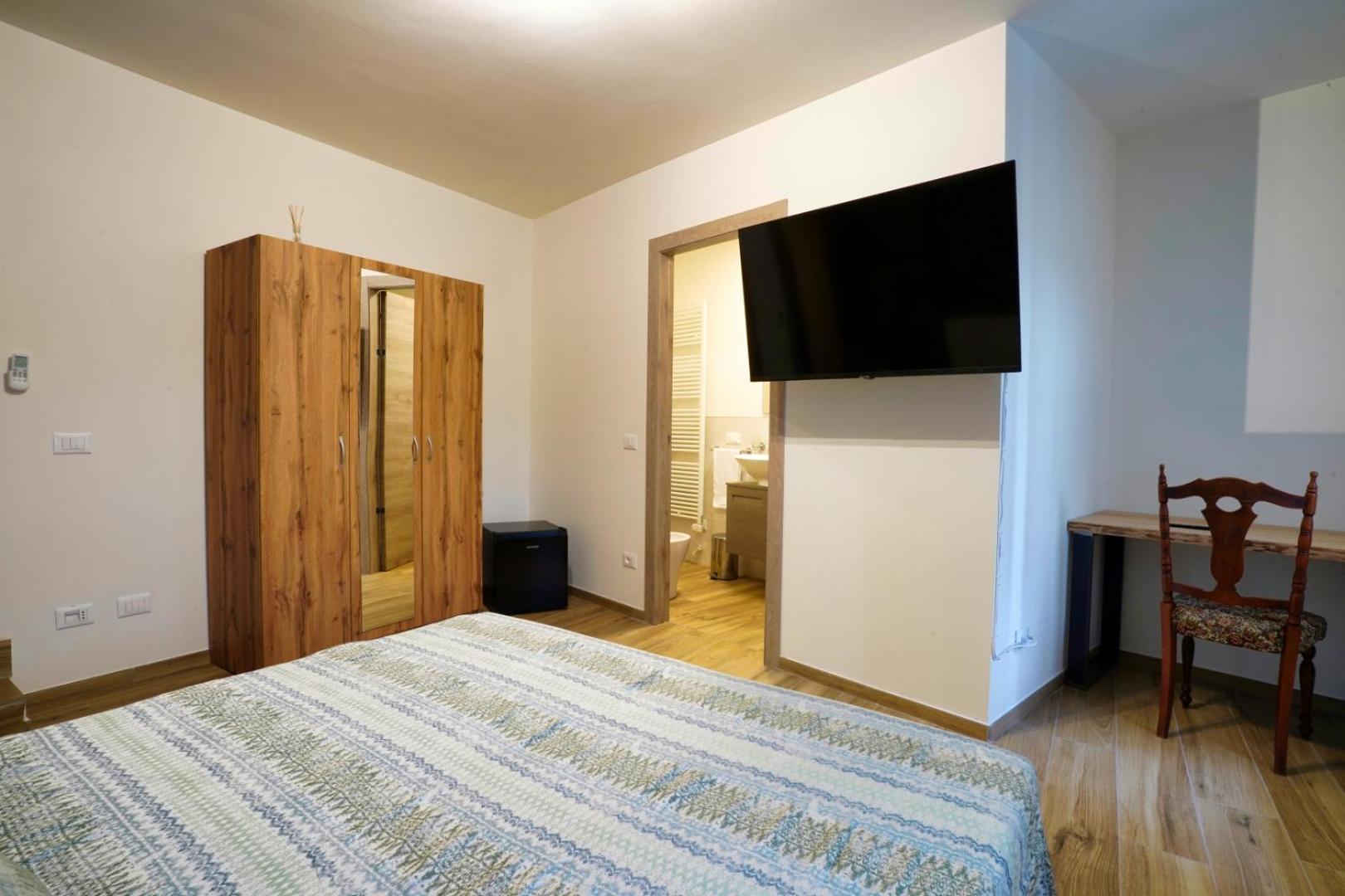 Ca Mandarein Bed and Breakfast Quattro Castella Esterno foto