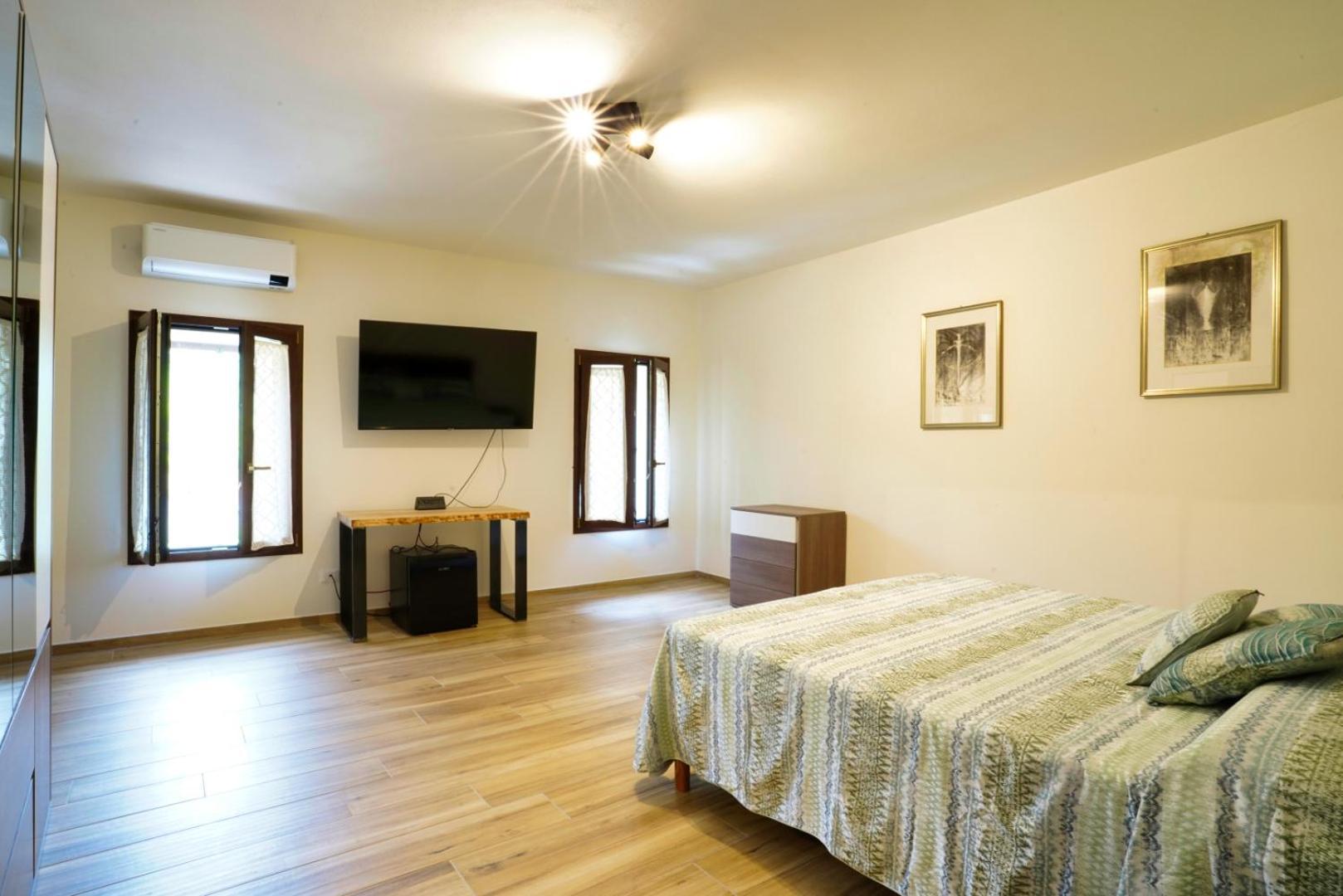 Ca Mandarein Bed and Breakfast Quattro Castella Esterno foto